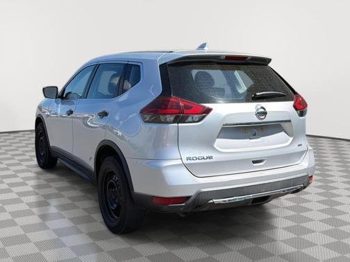 Brilliant Silver Metallic 2019 Nissan Rogue S