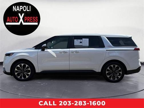 2024 Kia Carnival EX