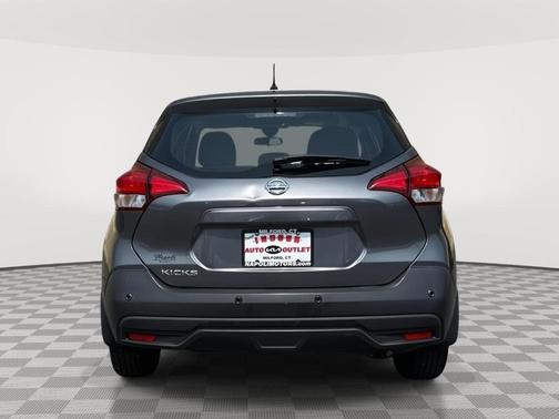2020 Nissan Kicks S