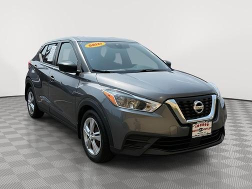 2020 Nissan Kicks S