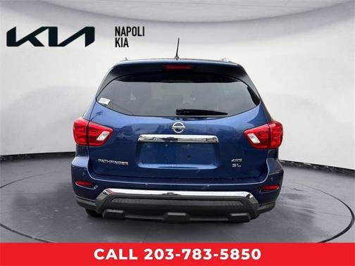 2017 Nissan Pathfinder SL