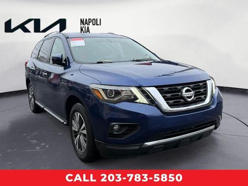 2017 Nissan Pathfinder SL