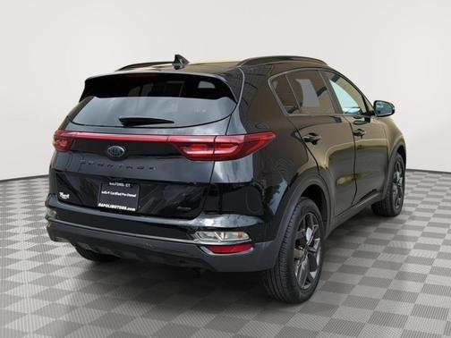 Black Cherry 2022 Kia Sportage Nightfall