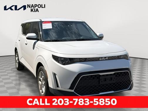 Snow White Pearl 2024 Kia Soul LX