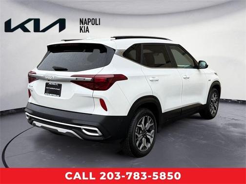 2022 Kia Seltos EX