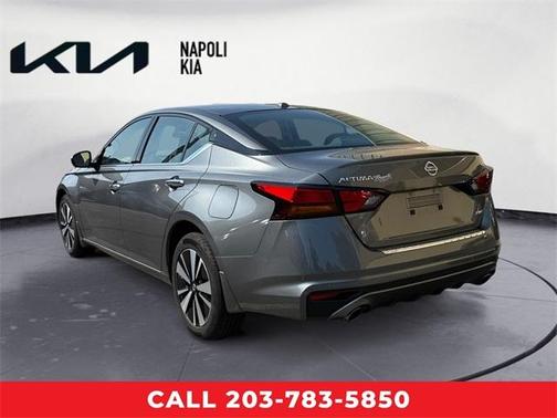 2022 Nissan Altima 2.5 SL