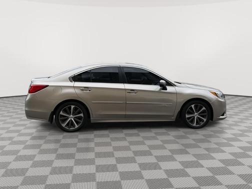 Tungsten Metallic 2015 Subaru Legacy 2.5i Limited