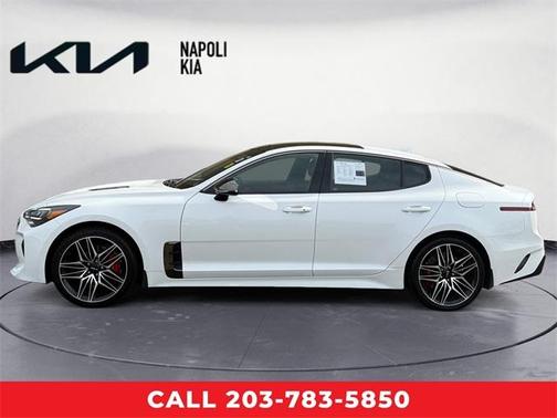 2022 Kia Stinger GT1