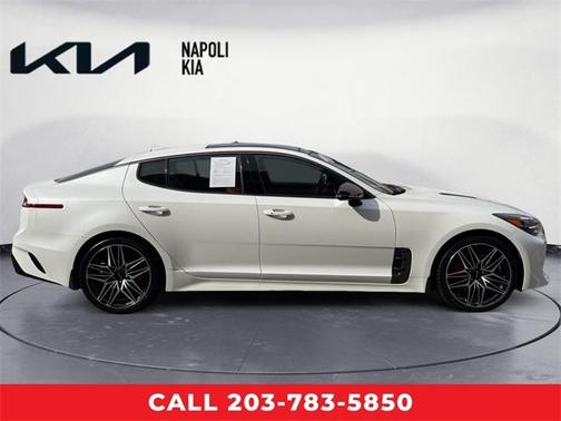 2022 Kia Stinger GT1