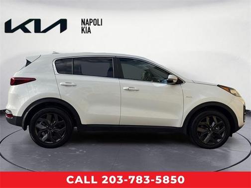 2022 Kia Sportage LX