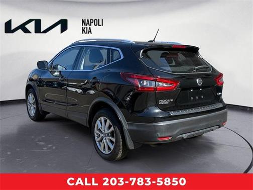 2021 Nissan Rogue Sport SV