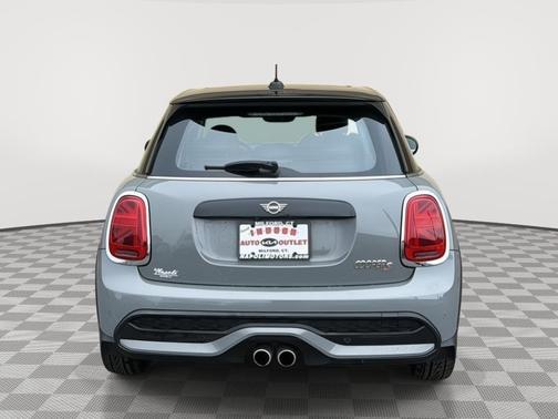 Moonwalk Gray Metallic 2022 MINI Hardtop Cooper S