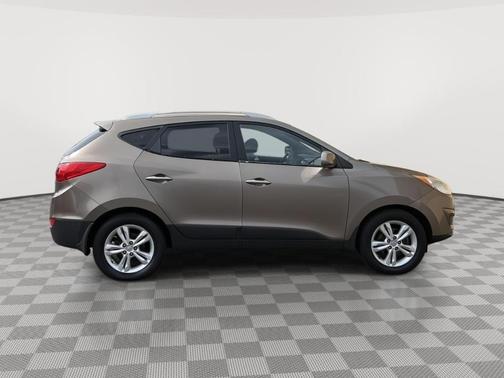 Chai Bronze 2010 Hyundai TUCSON GLS