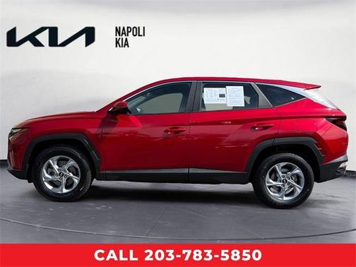 2022 Hyundai TUCSON SE
