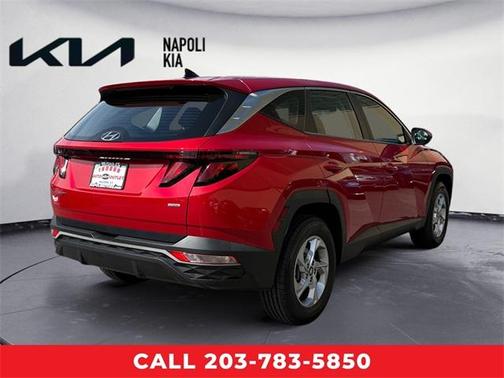2022 Hyundai TUCSON SE