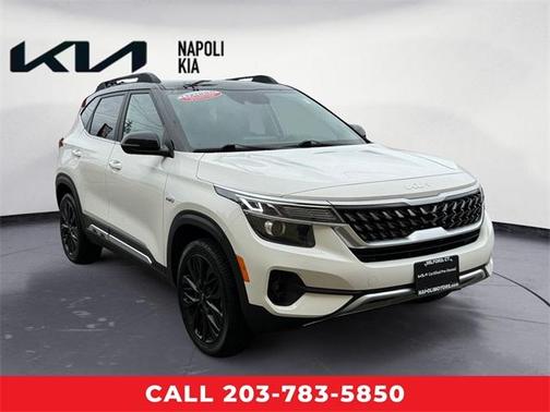 2022 Kia Seltos Nightfall