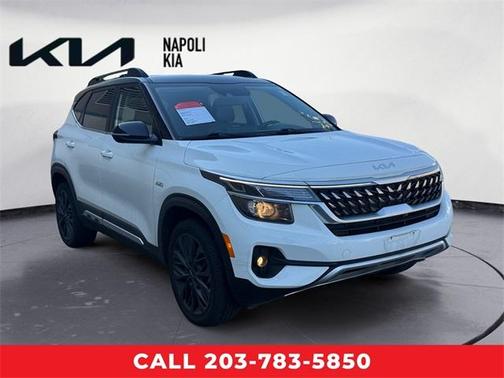 2022 Kia Seltos Nightfall