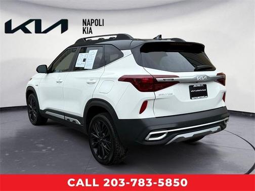 2022 Kia Seltos Nightfall