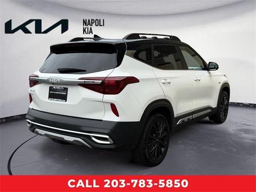 2022 Kia Seltos Nightfall