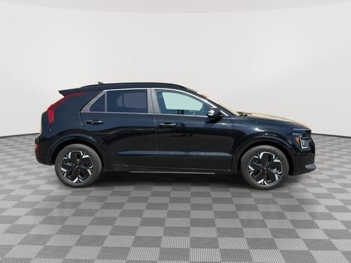 Aurora Black Pearl 2023 Kia Niro EV Wave