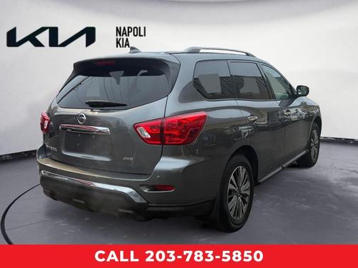 2019 Nissan Pathfinder S