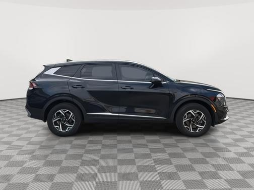 Fusion Orange 2023 Kia Sportage LX