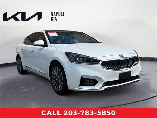 2017 Kia Cadenza Technology