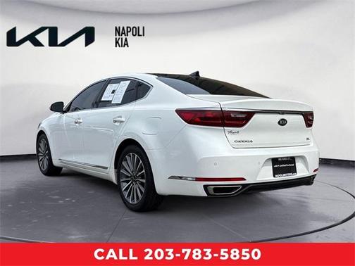 2017 Kia Cadenza Technology
