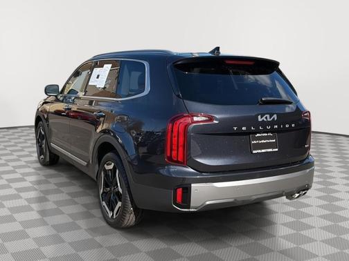 Metal 2025 Kia Telluride S