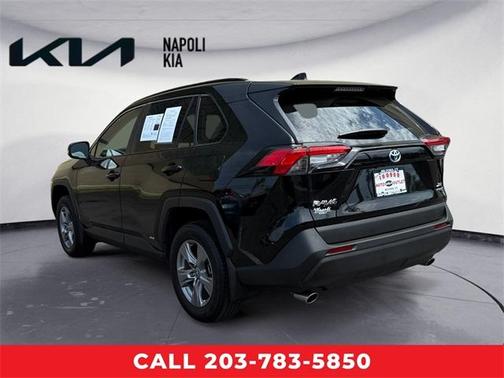2022 Toyota RAV4 Hybrid XLE