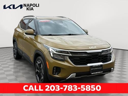 Green 2024 Kia Seltos SX