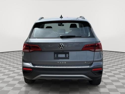 Platinum Gray Metallic 2023 Volkswagen Taos 1.5T S