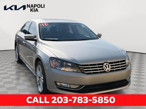 Tungsten Silver Metallic 2012 Volkswagen Passat 2.0 TDI SEL Premium