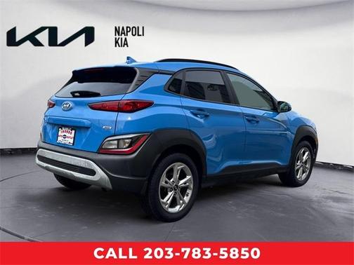 2022 Hyundai KONA SEL