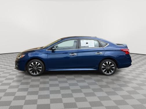 Gray 2017 Nissan Sentra SR