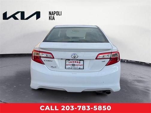 2014 Toyota Camry SE