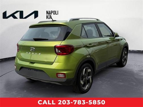 2023 Hyundai VENUE SEL
