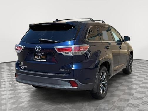 Nautical Blue Metallic 2016 Toyota Highlander XLE