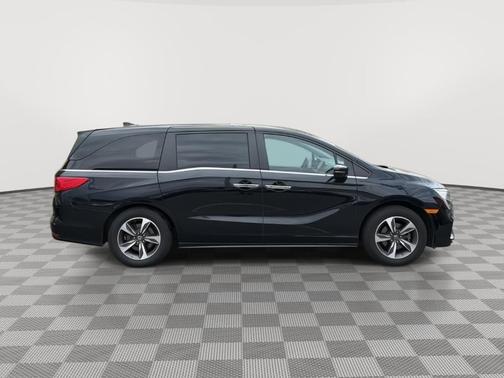 Crystal Black Pearl 2020 Honda Odyssey Touring