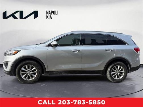 2018 Kia Sorento LX