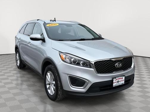 2018 Kia Sorento LX