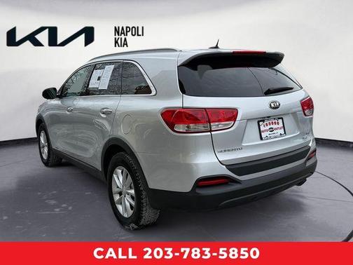 2018 Kia Sorento LX