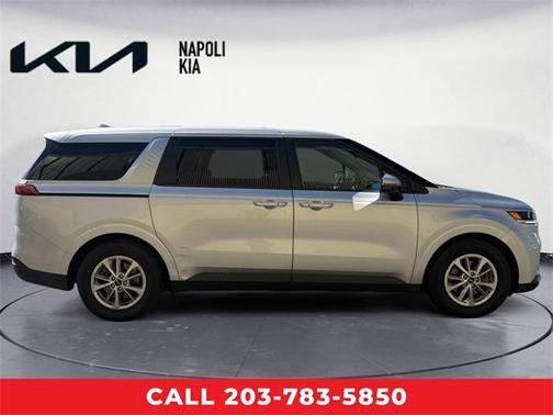 2023 Kia Carnival LX