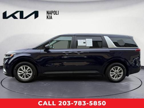 2022 Kia Carnival LX