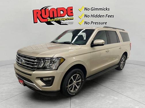Gold 2018 Ford Expedition Max XLT