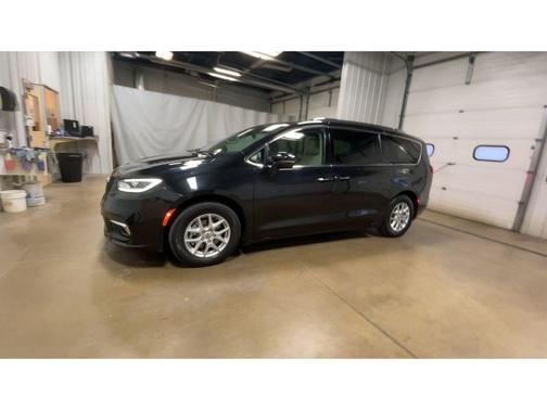 2021 Chrysler Pacifica Touring-L