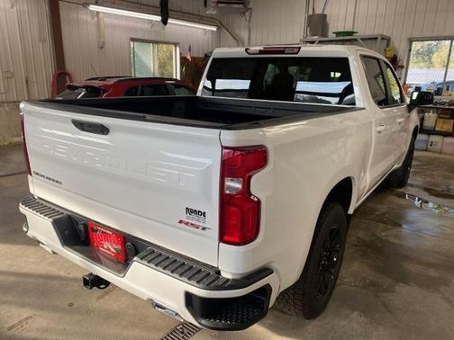 White Sand 2026 Chevrolet Silverado 1500 RST