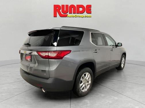 2020 Chevrolet Traverse LT Cloth
