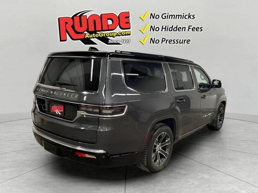 2023 Jeep Grand Wagoneer Base