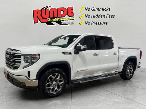 White 2022 GMC Sierra 1500 SLT